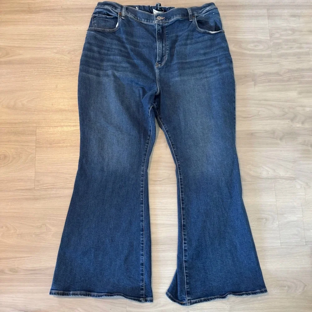 Abercrombie & Fitch curve love high rise blue flare jeans plus size 24 short